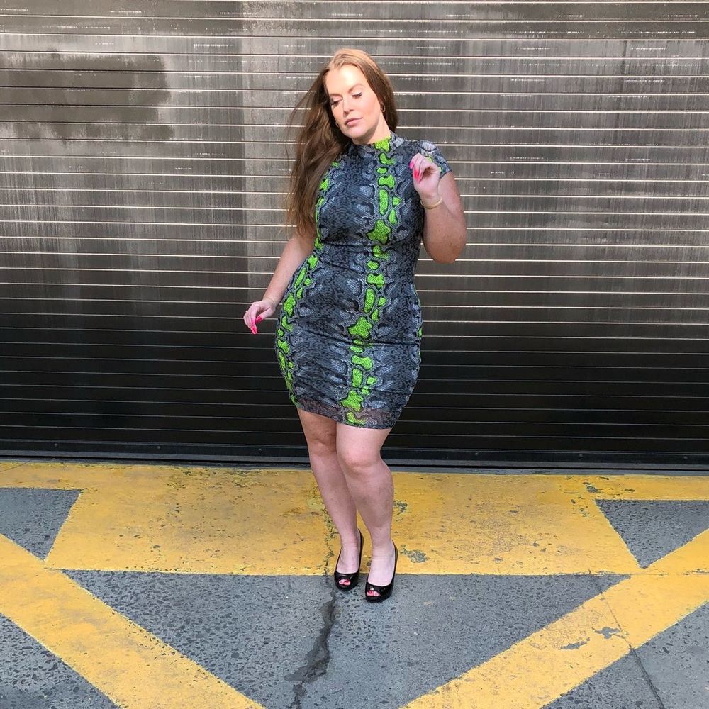 Medusa midi dress - Neon Yellow - Picture 2 of 3